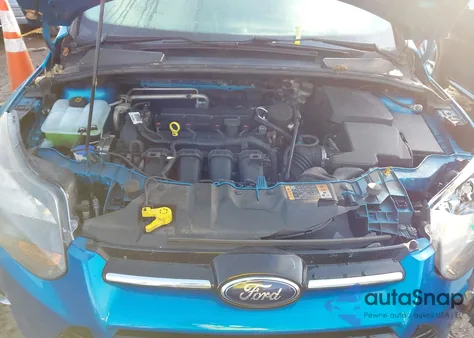 2014 Ford Focus Titanium из США, поврежденный, VIN 1FADP3N28EL298334